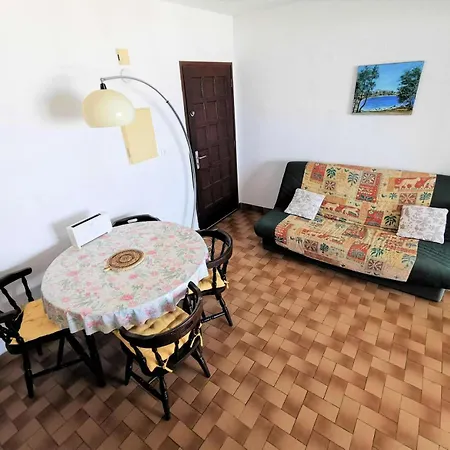 Apartment Les Cyclades - 2 Pieces 4 Couchages Port Leucate. Ref: 2cyc_120c Mae-6854